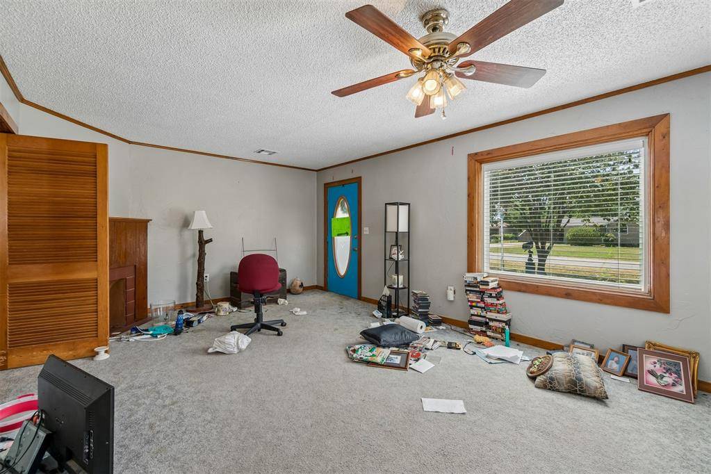 17 E 11th ST, Edmond, OK 73034