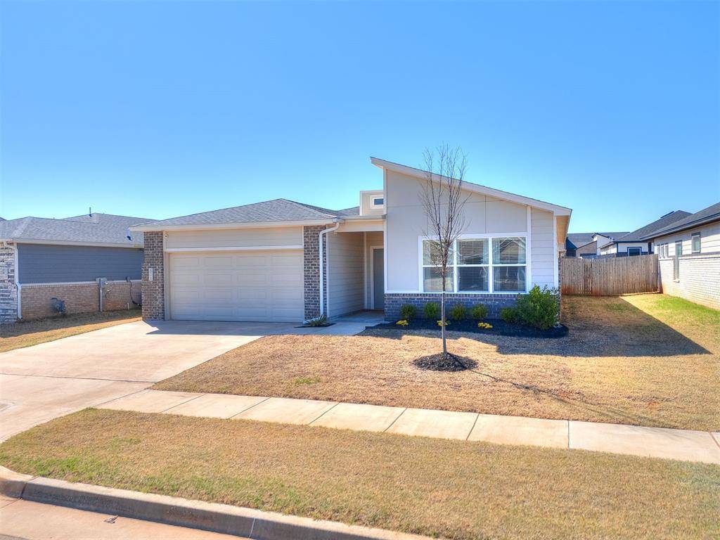 8112 NW 153rd ST, Edmond, OK 73013