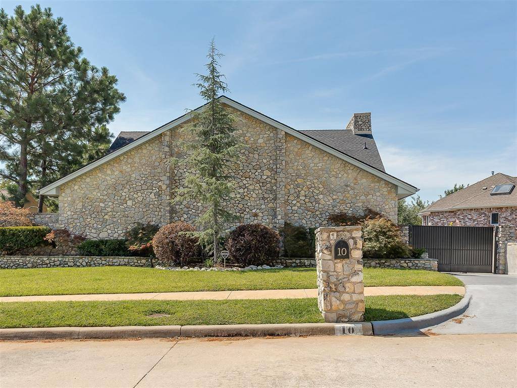 10 Rustic Hills ST, Norman, OK 73072
