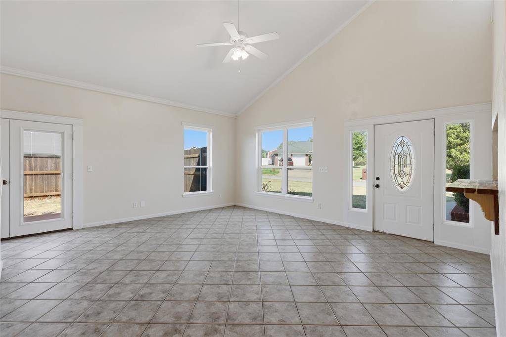 2302 Oakridge DR, Purcell, OK 73080
