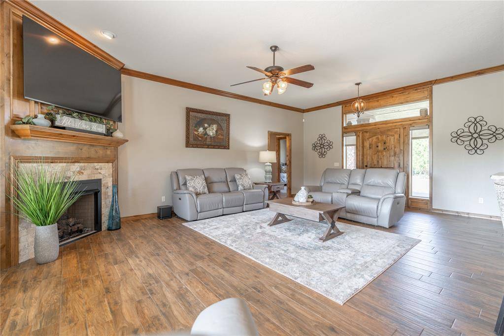 600 Hannah DR, Tuttle, OK 73089