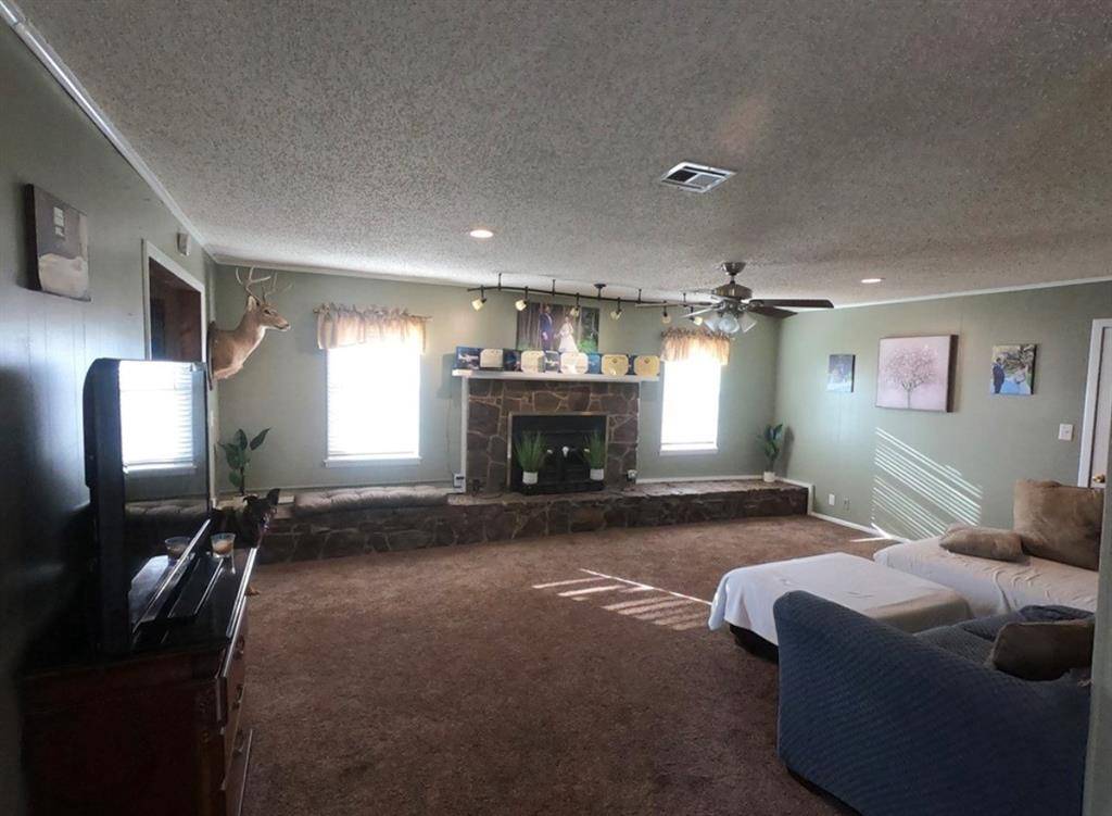 36481 E 1270 RD, Wewoka, OK 74884