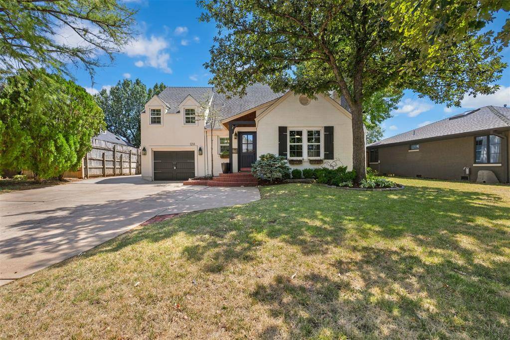 1214 Belford AVE, Nichols Hills, OK 73116