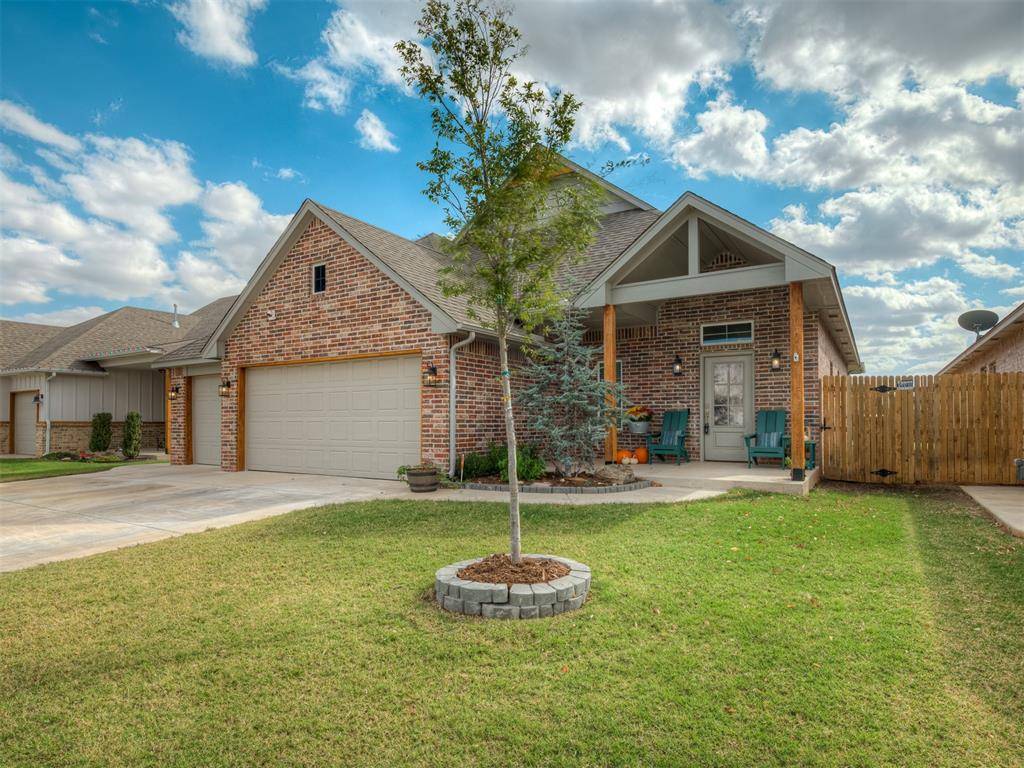 10808 NW 28th TER, Yukon, OK 73099