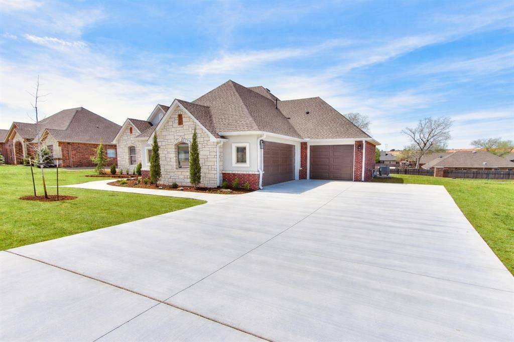 2915 Ridgecrest DR, Purcell, OK 73080