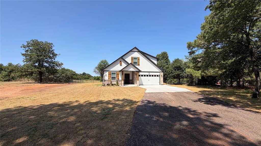 16409 April DR, Newalla, OK 74857