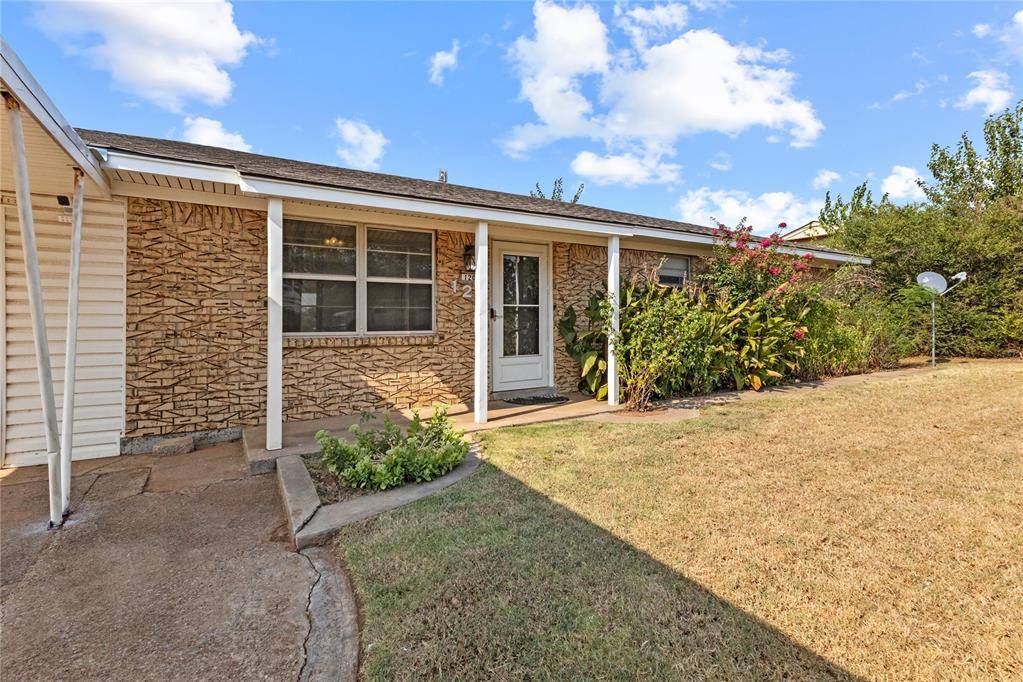 120 Ridgeline DR, Weatherford, OK 73096