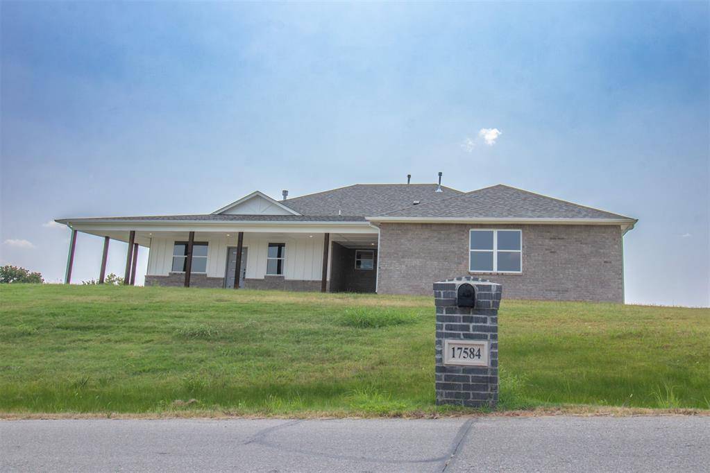 17584 Salma RD, Choctaw, OK 73020
