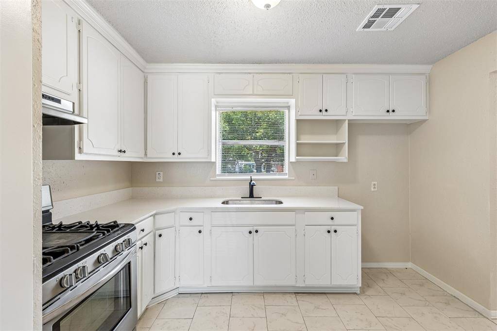 1913 Elm DR, Oklahoma City, OK 73115