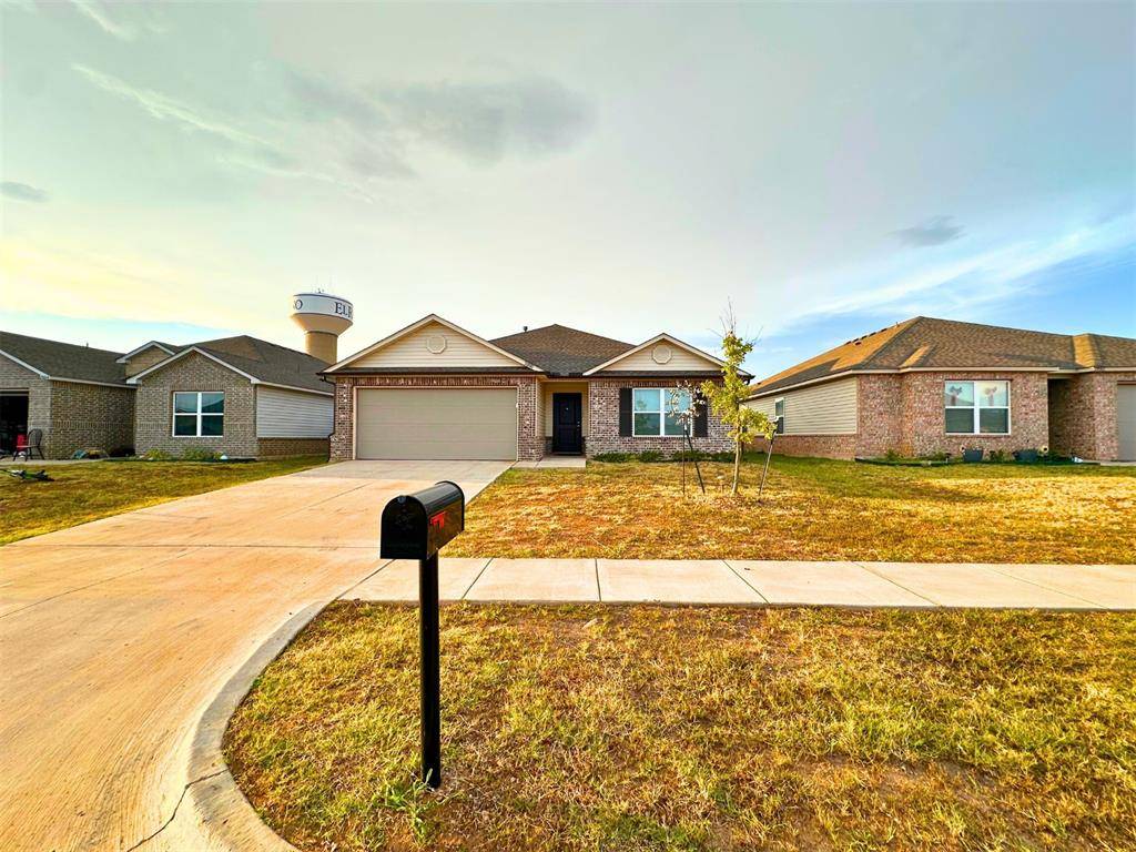 2000 Meek Cutoff DR, El Reno, OK 73036