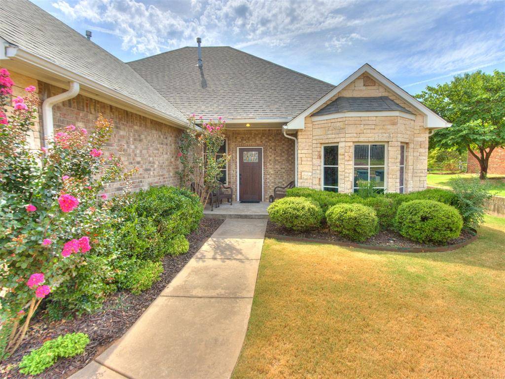 2816 Hardwick RD, Edmond, OK 73034