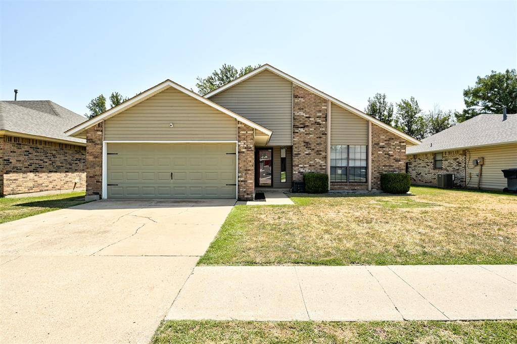 12020 Silver Sun DR, Oklahoma City, OK 73162