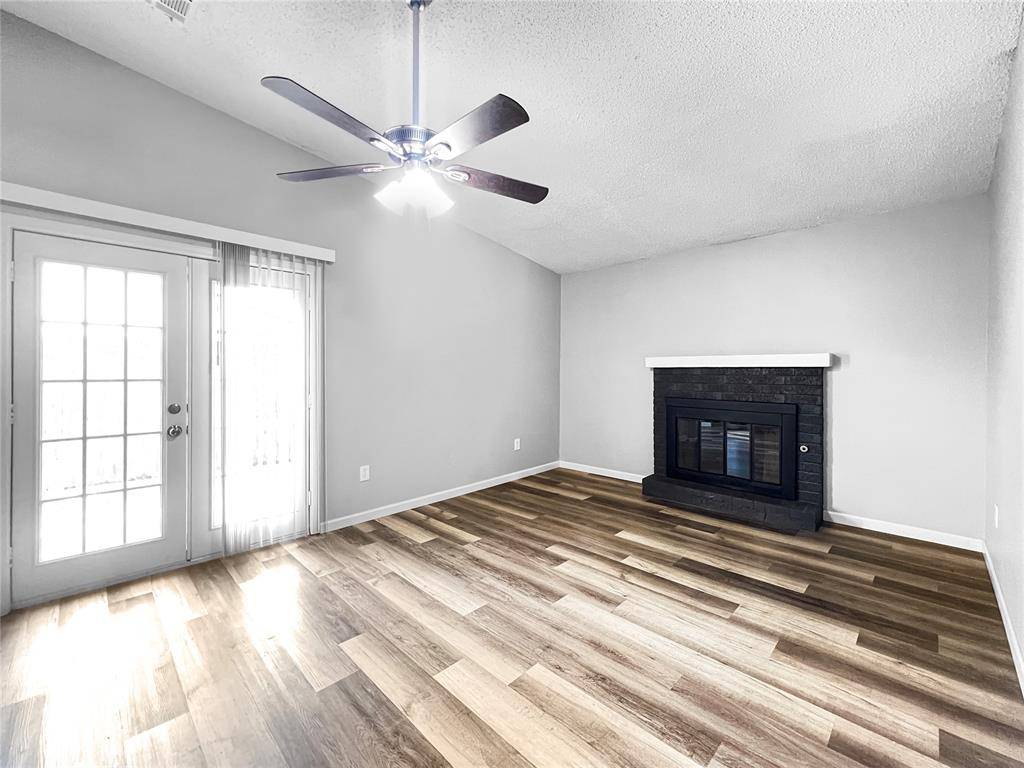 238 W Apple Branch WAY, Mustang, OK 73064