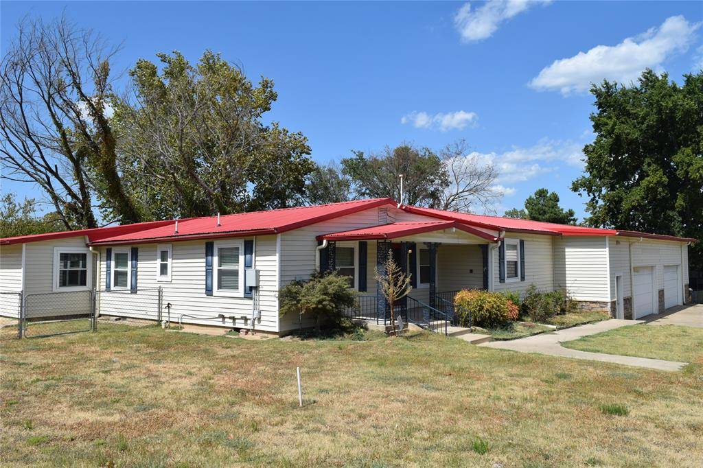 428599 Texanna RD, Porum, OK 74455