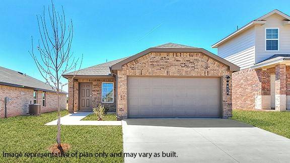 10417 Red Thistle DR, Oklahoma City, OK 73114