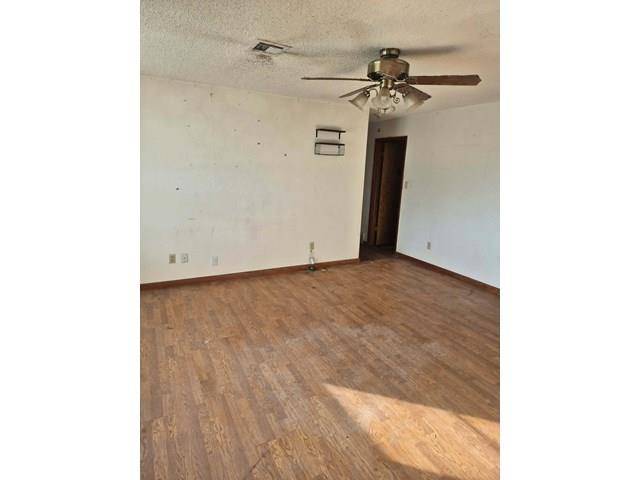 6430 NW Columbia AVE, Lawton, OK 73505