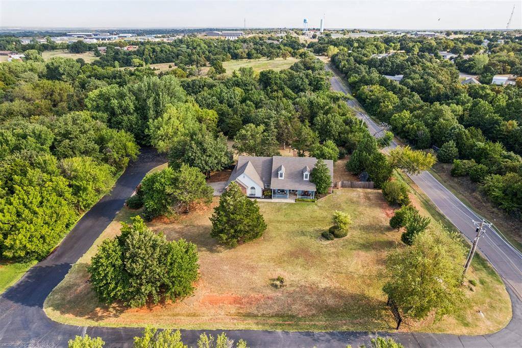 4275 Cedar Creek DR, Edmond, OK 73034