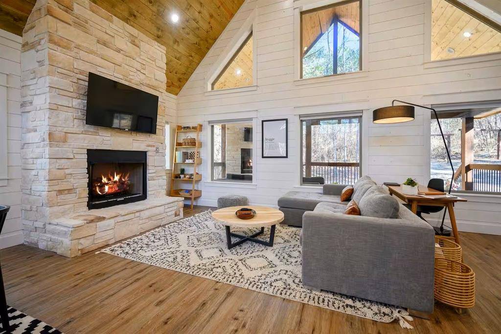 75 Birch View LN, Broken Bow, OK 74728