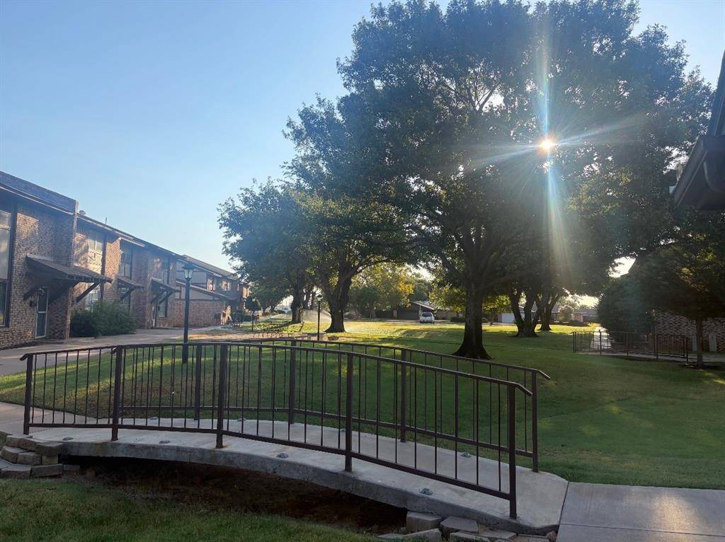 1315 Canterbury BLVD, Altus, OK 73521