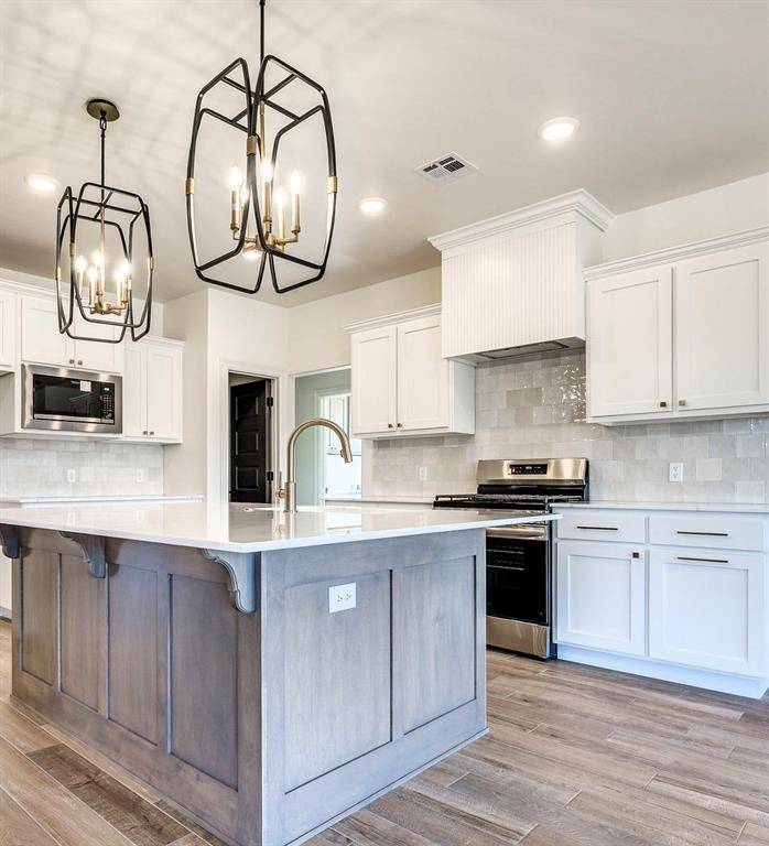 9432 NW 75th ST, Yukon, OK 73099