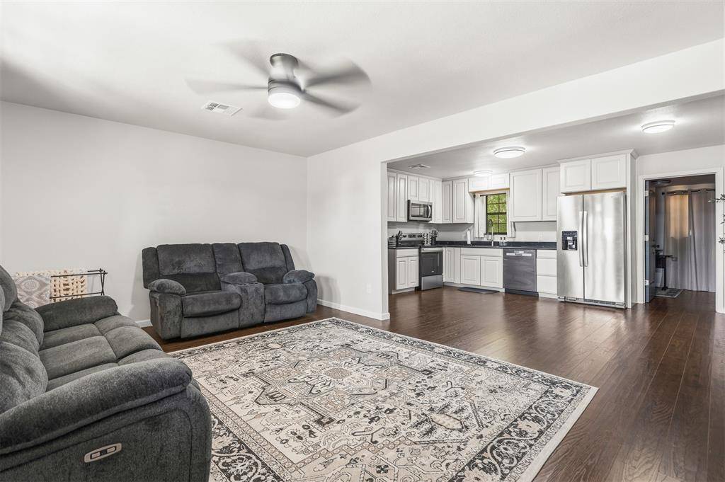 107 W Stewart ST, Paoli, OK 73074
