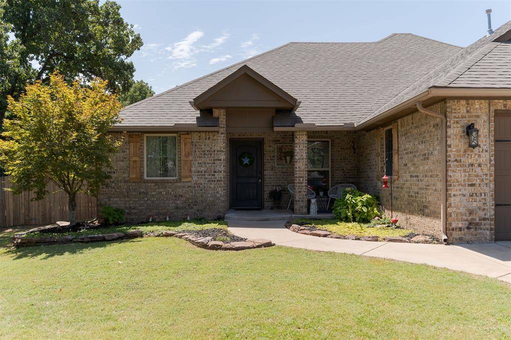 874 Cottonwood CT, Guthrie, OK 73044