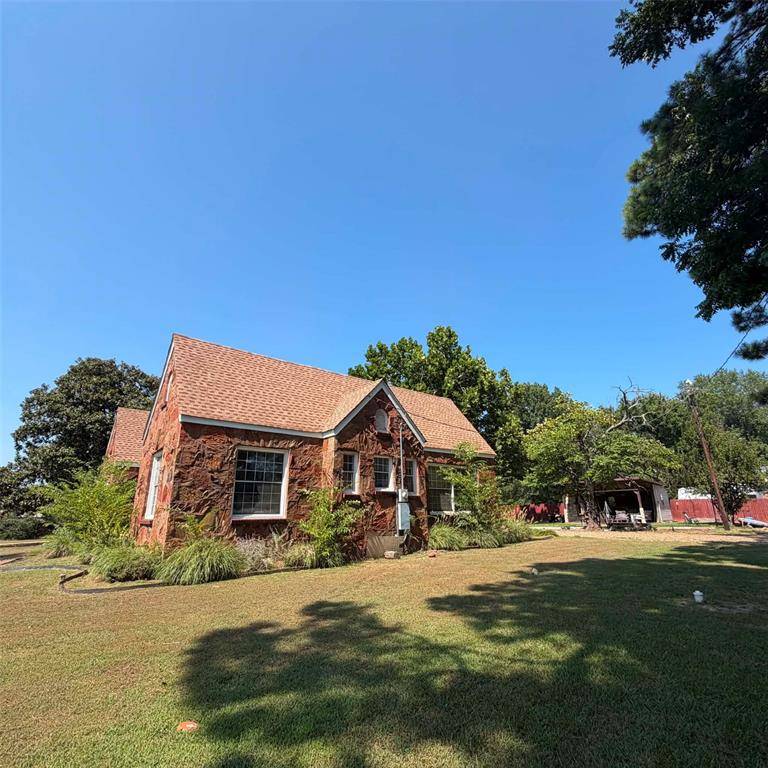 1505 S Park 1/2 DR, Broken Bow, OK 74728