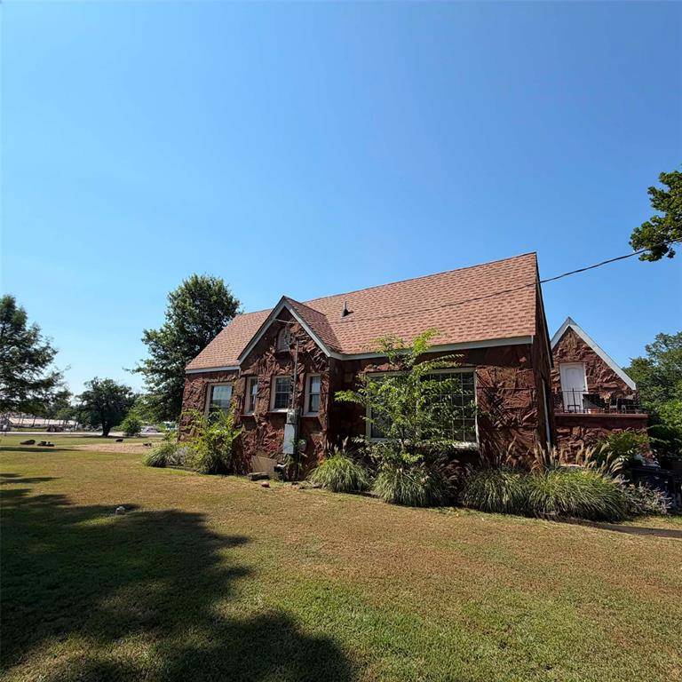 1505 S Park 1/2 DR, Broken Bow, OK 74728