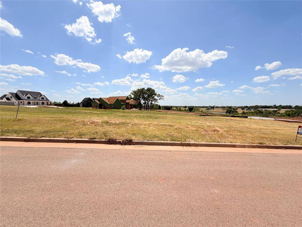4409 Rustic TRL, Moore, OK 73160
