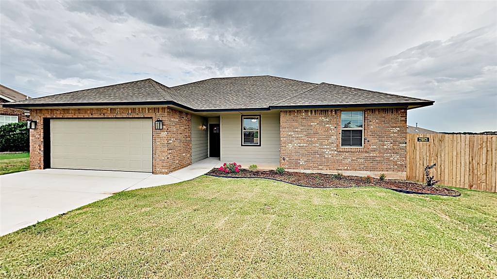 405 Josephine CT, Yukon, OK 73099