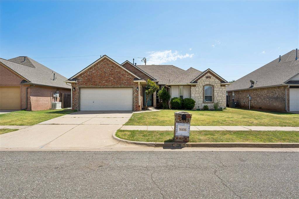 16616 Valderama WAY, Edmond, OK 73012