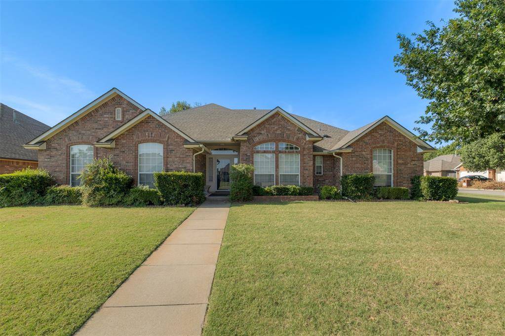 320 Nathan DR, Norman, OK 73069