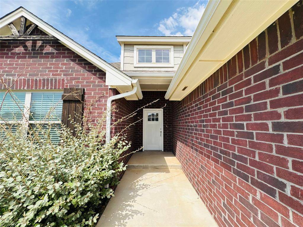 12113 Katie Ridge RD, Yukon, OK 73099