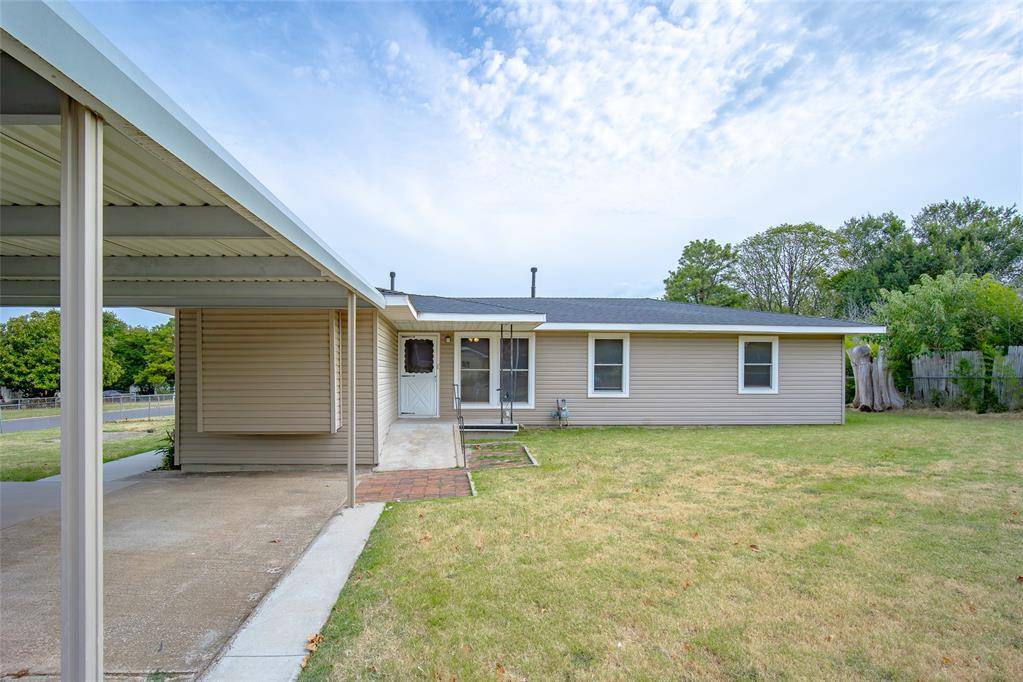 10501 Bellview DR, Midwest City, OK 73130