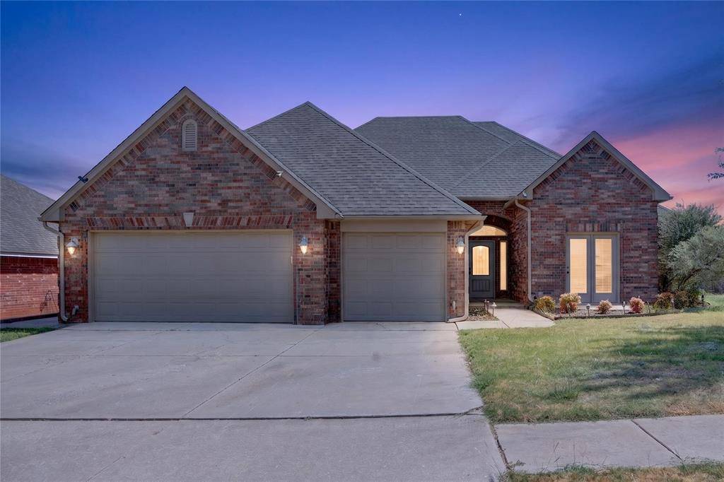3204 Valley BRK, Norman, OK 73071