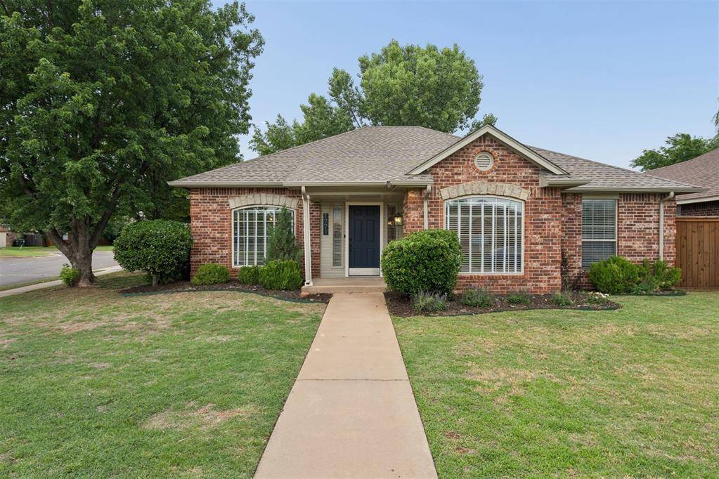 1771 Olde School PT, Edmond, OK 73012