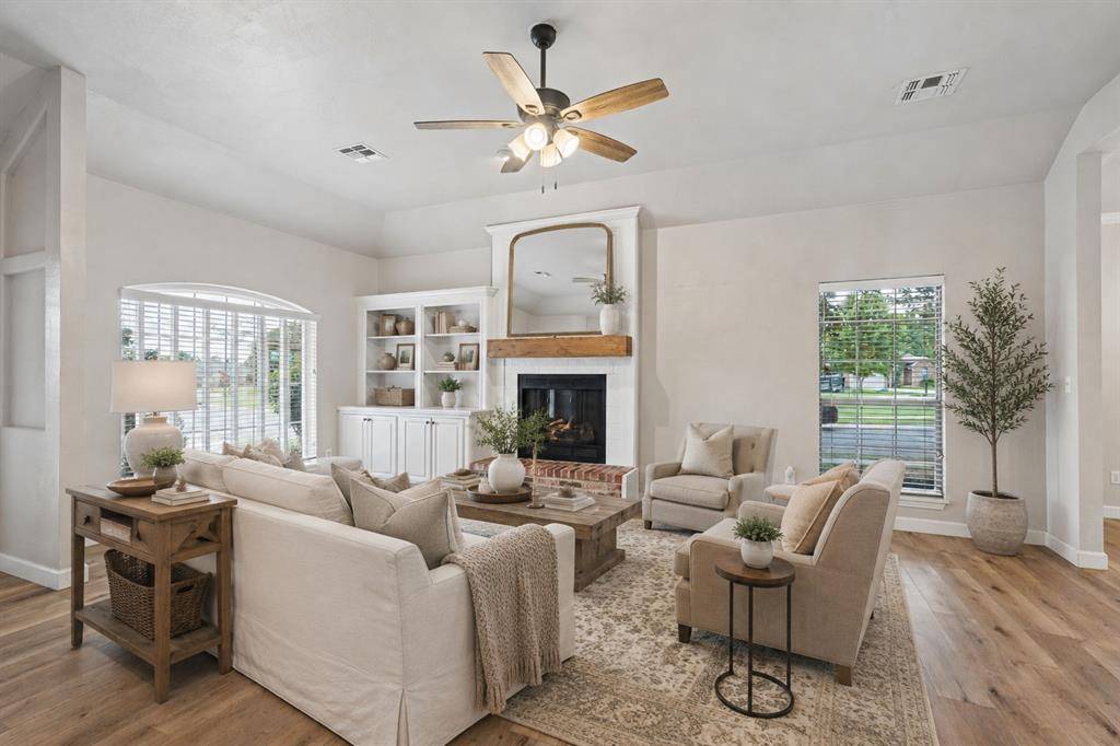 1771 Olde School PT, Edmond, OK 73012