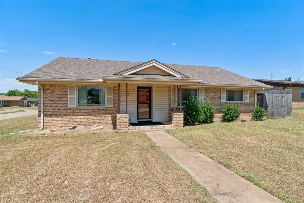 124 Ruskin PL, Chickasha, OK 73018