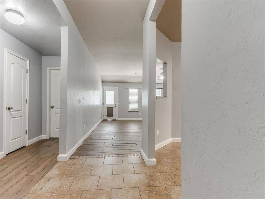 8416 SW 49th CIR, Oklahoma City, OK 73179