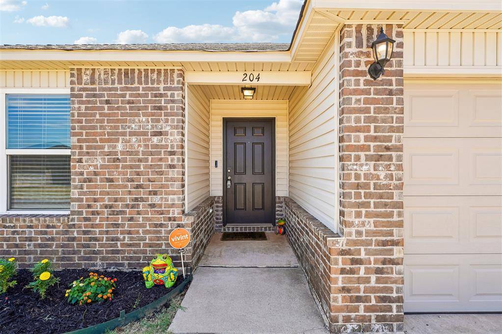 204 SE 4th ST, Newcastle, OK 73065