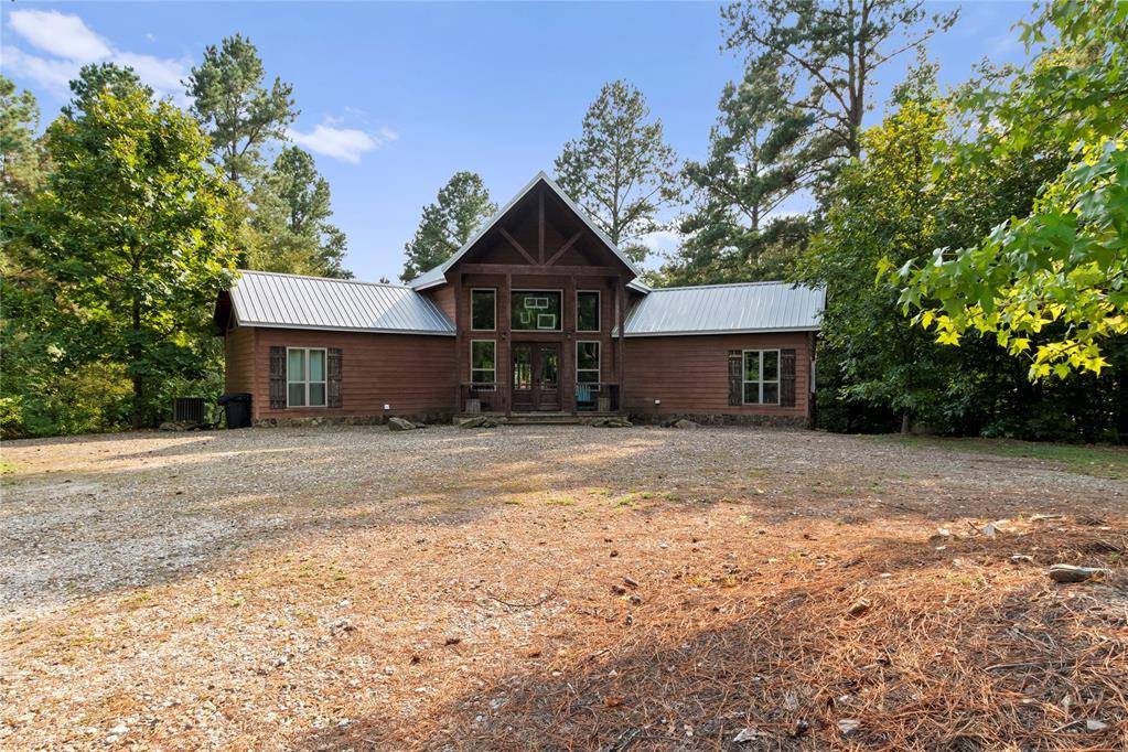 69 White Tail CIR, Broken Bow, OK 74728