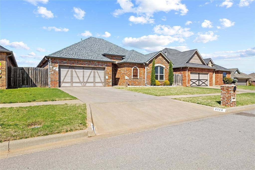 2513 Hayride DR, Weatherford, OK 73096