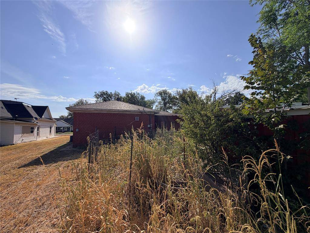 402 N Temple ST, Cordell, OK 73632