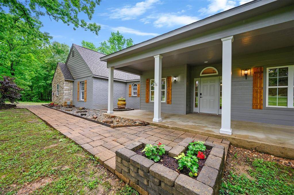 482 Raintree RD, Broken Bow, OK 74728