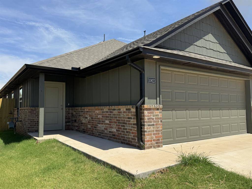 10623 SW 17th TER, Yukon, OK 73099