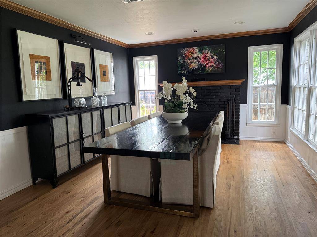 1201 Glenbrook TER, Nichols Hills, OK 73116