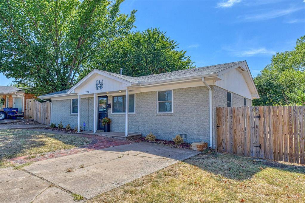 1724 S Jensen AVE, El Reno, OK 73036