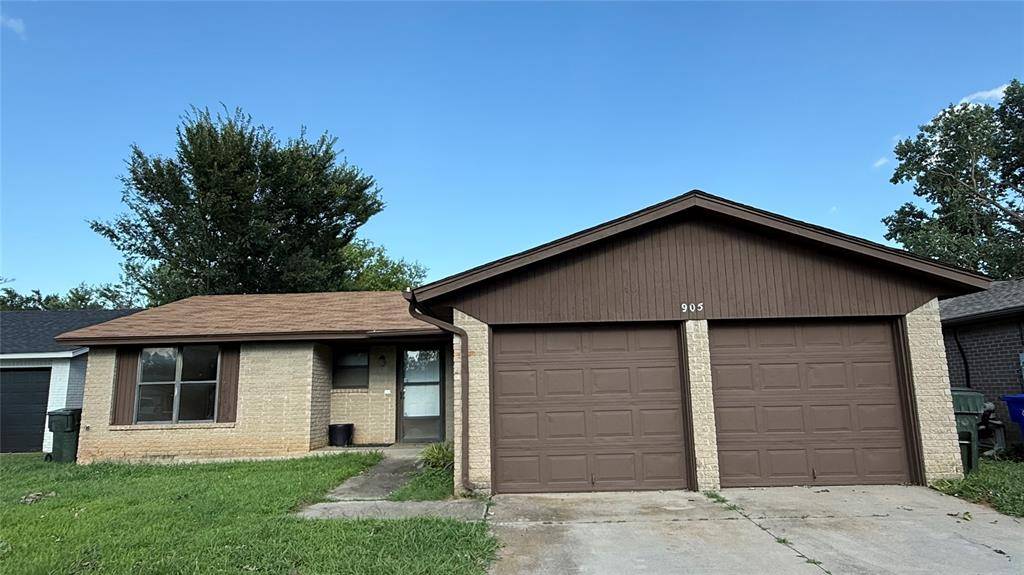 905 Branchwood CT, Norman, OK 73072