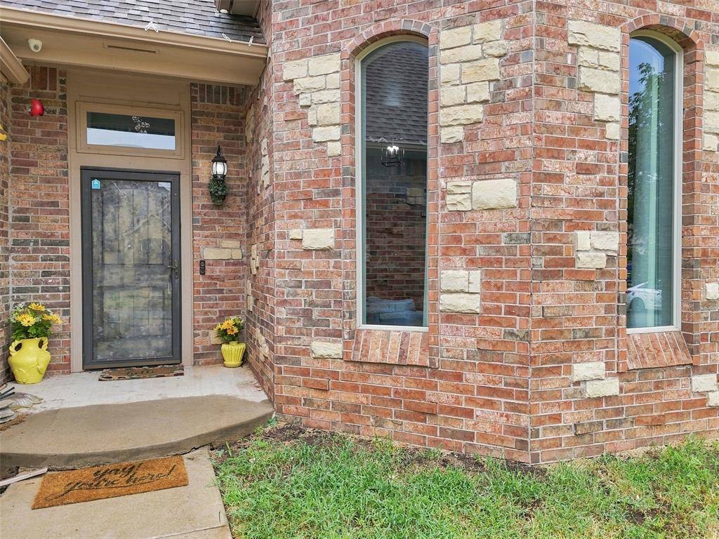9316 NW 133rd CT, Yukon, OK 73099