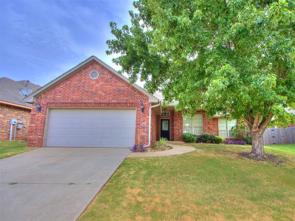 1625 Savannah LN, Edmond, OK 73003